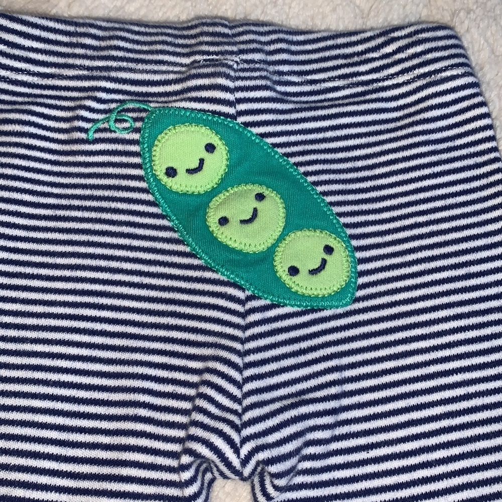 Gymboree Baby 0-3M 2pc Onesie & Leggings Set PEAS EUC - Picture 9 of 11